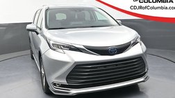 2023 Toyota Sienna XLE