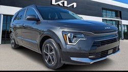2025 Kia Niro SX