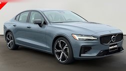 2023 Volvo S60 Recharge T8 Ultimate Dark Theme