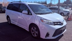 2019 Toyota Sienna LE