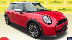 2025 MINI Hardtop Signature Trim 2-door Hatchbac