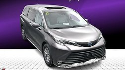2022 Toyota Sienna XLE