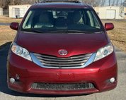 2016 Toyota Sienna XLE