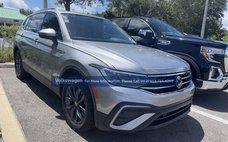 2022 Volkswagen Tiguan SE