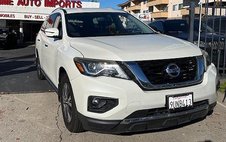 2018 Nissan Pathfinder SV