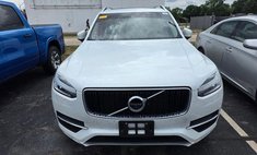 2017 Volvo XC90 T6 Momentum