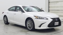 2022 Lexus ES 300h Luxury