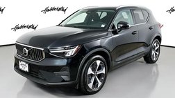 2024 Volvo XC40 B5 Core Bright Theme