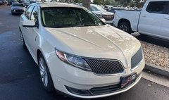 2015 Lincoln MKS Base