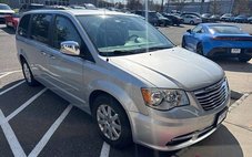 2012 Chrysler Town and Country Touring-L