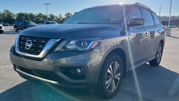 2020 Nissan Pathfinder SV