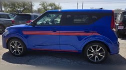 2022 Kia Soul GT-Line