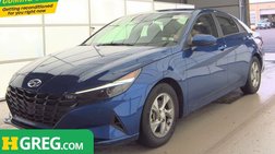 2022 Hyundai Elantra SE