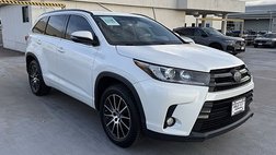 2017 Toyota Highlander SE