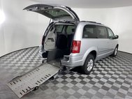 2009 Chrysler Town and Country Touring