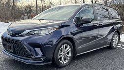 2022 Toyota Sienna XSE 7-Passenger