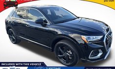 2022 Audi Q3 quattro Premium 40 TFSI