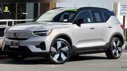 2025 Volvo EX40 Plus