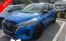 2021 Nissan Kicks SR