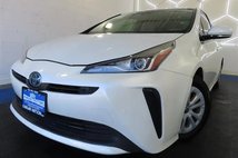 2020 Toyota Prius LE