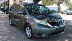 2013 Toyota Sienna LE