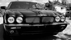 1999 Jaguar XJR Base