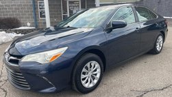 2017 Toyota Camry LE