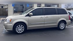 2016 Chrysler Town and Country Touring
