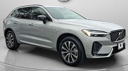 2025 Volvo XC60 B5 Plus Dark Theme