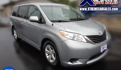 2014 Toyota Sienna LE 8-Passenger