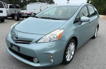 2014 Toyota Prius v Five