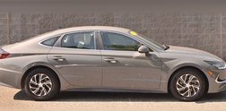 2022 Hyundai Sonata Hybrid Blue