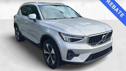 2025 Volvo XC40 B5 Plus Bright Theme