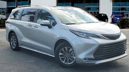 2023 Toyota Sienna XLE