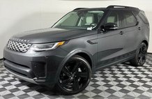 2025 Land Rover Discovery P300 S