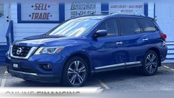 2017 Nissan Pathfinder Platinum