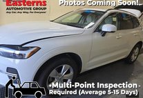2022 Volvo XC60 B5 Momentum