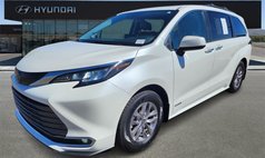2021 Toyota Sienna XLE 7-Passenger