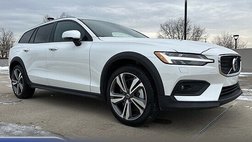 2025 Volvo V60 Cross Country B5 Plus