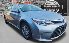 2016 Toyota Avalon Hybrid Limited
