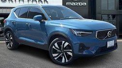 2024 Volvo XC40 B5 Plus Bright Theme