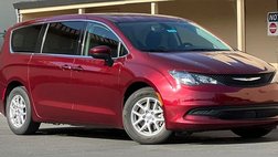 2022 Chrysler Voyager LX