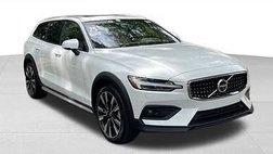 2025 Volvo V60 Cross Country B5 Ultra