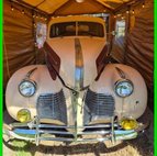 1940 Pontiac Deluxe Silver Streak 