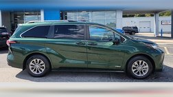 2021 Toyota Sienna LE 8-Passenger
