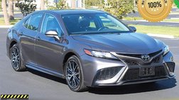 2022 Toyota Camry SE