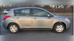 2010 Nissan Versa 1.8 S