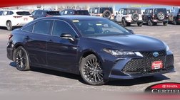 2020 Toyota Avalon Hybrid XSE