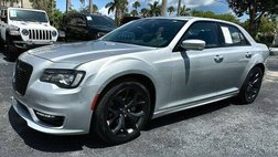 2022 Chrysler 300 Touring L
