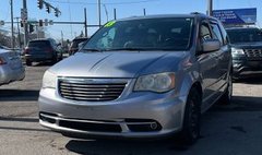2013 Chrysler Town and Country Touring